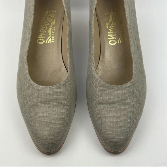 Salvatore Ferragamo Italian Made Heels Pumps Shoes 9 AA Extra Narrow See Photos - Picture 6 of 9